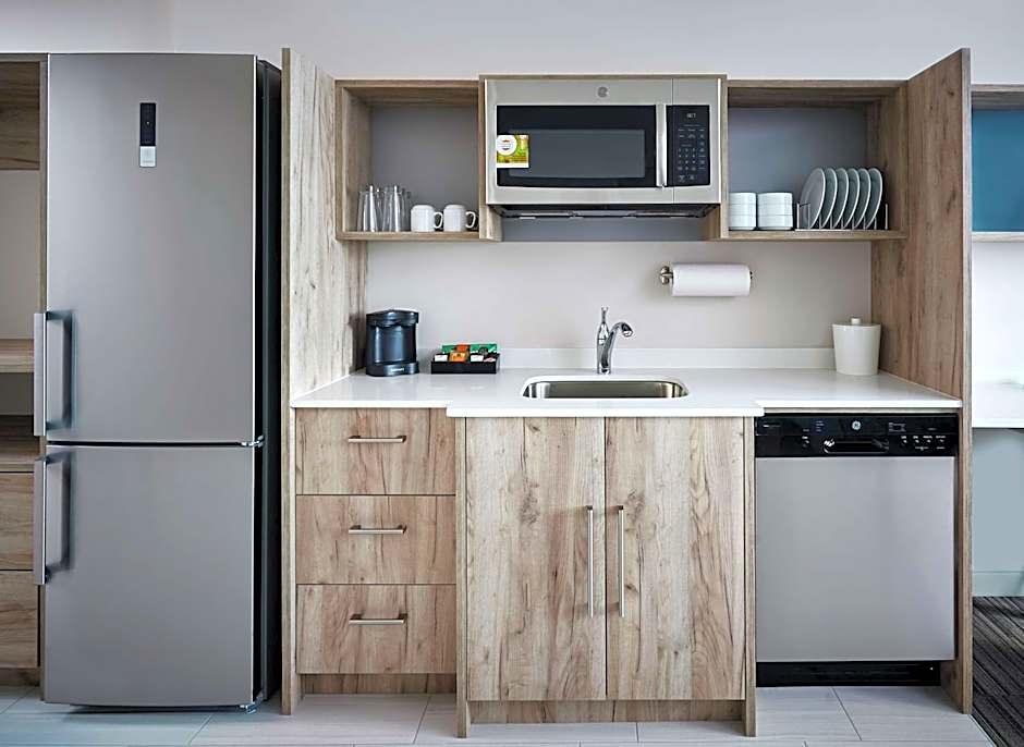 Home2 Suites by Hilton Brantford, ON