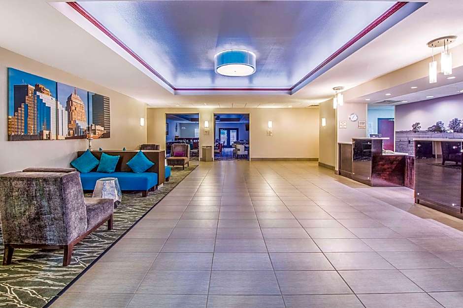 La Quinta Inn & Suites by Wyndham Oklahoma City Yukon