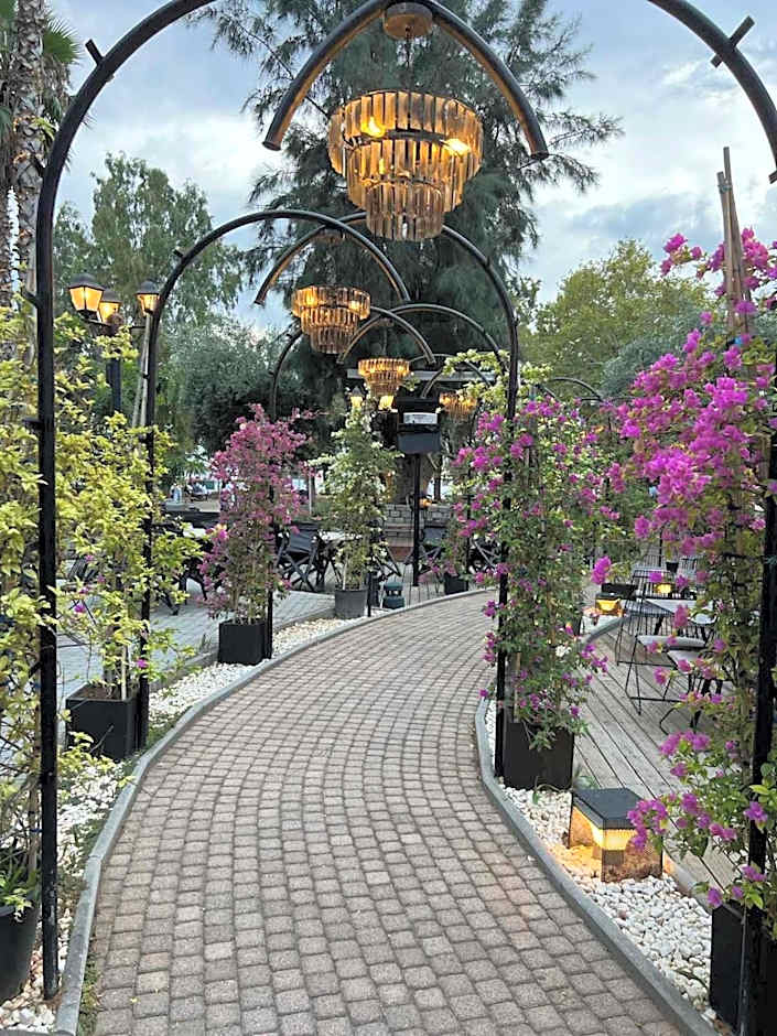 Panellinion Luxury Rooms