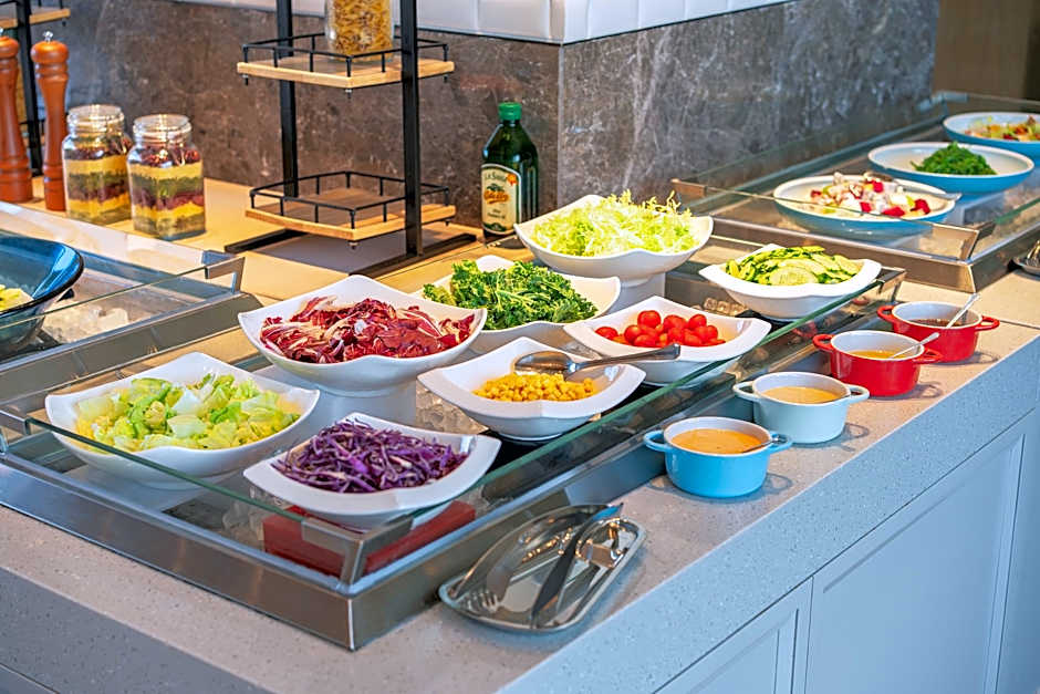 Holiday Inn Zhuhai City Center By IHG