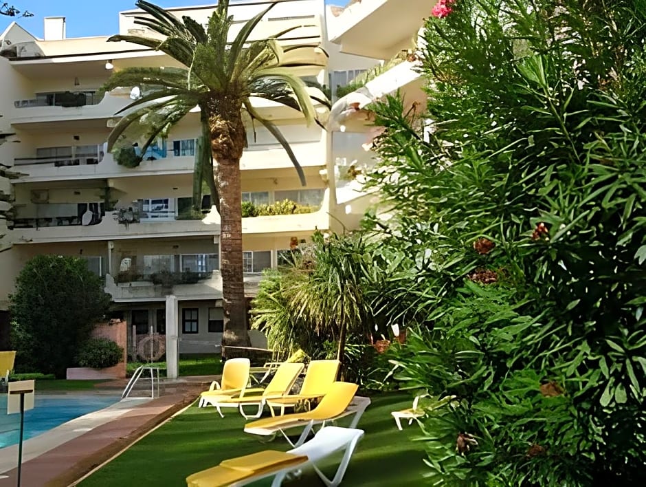 Parque Mourabel, Oasis Village & Pe do Lago