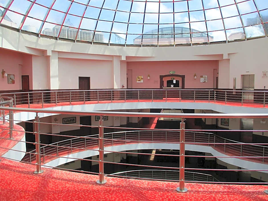 Imperial Royale Hotel