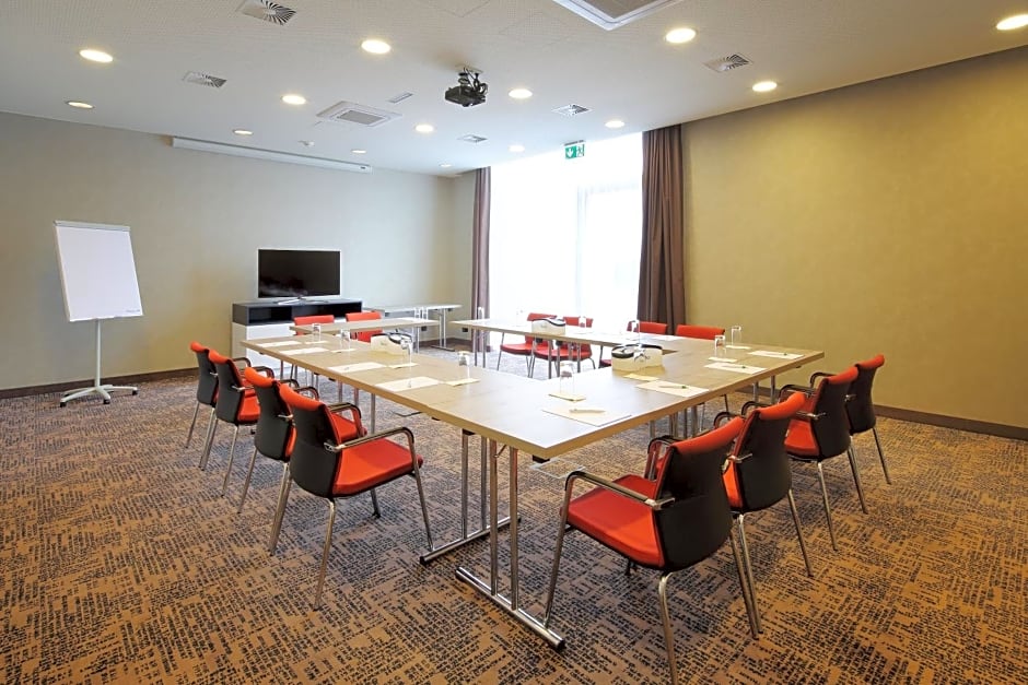 Holiday Inn Express Friedrichshafen By IHG