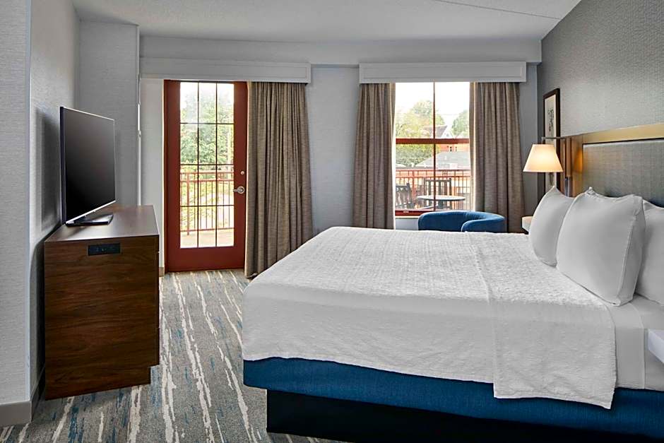 Hampton Inn By Hilton & Suites Saratoga Springs Downtown