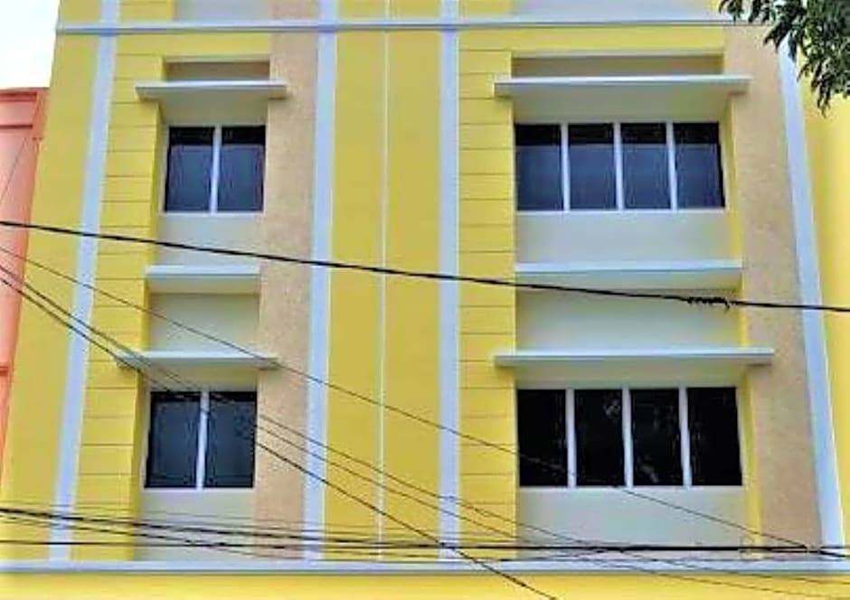 Guest House 21 Makassar by ZUZU