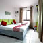 OYO 210 Apple Tree Suites