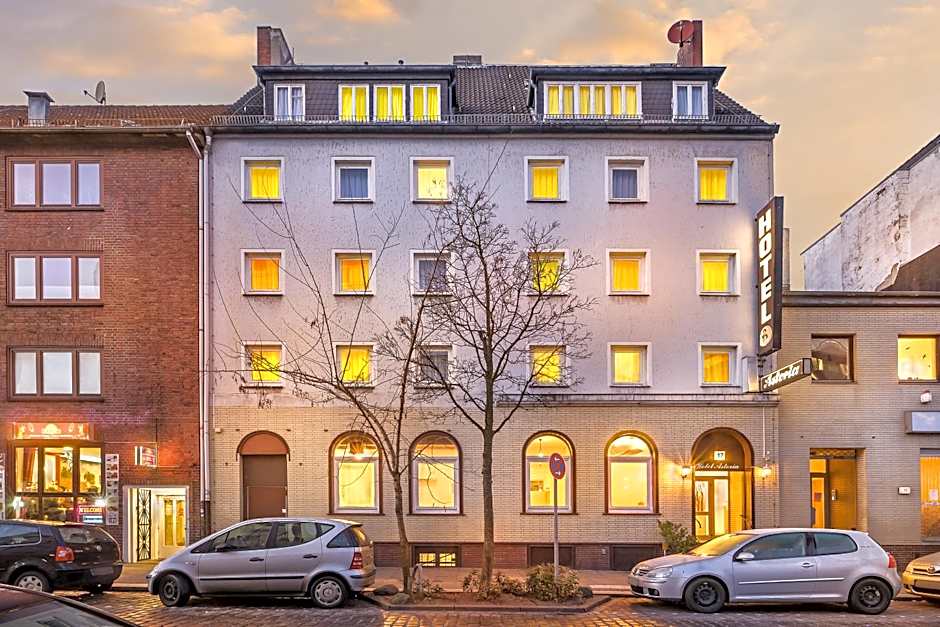 Signature Hotel Astoria