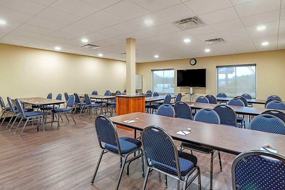 Comfort Suites At Eglin Air Force Base
