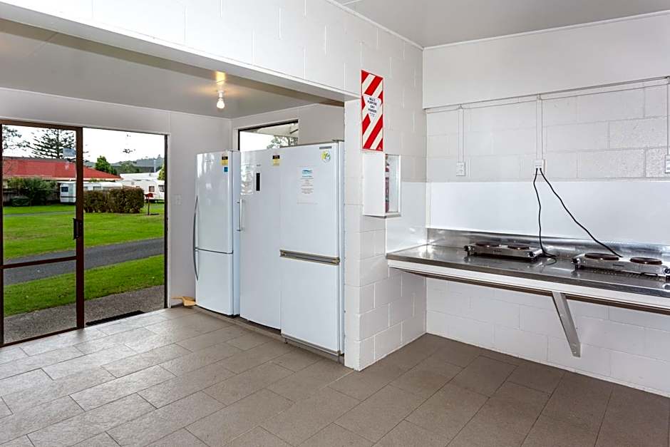 Harbourside Holiday Park