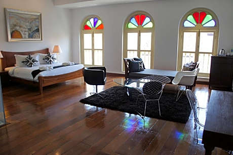 Grand Deluxe Suite