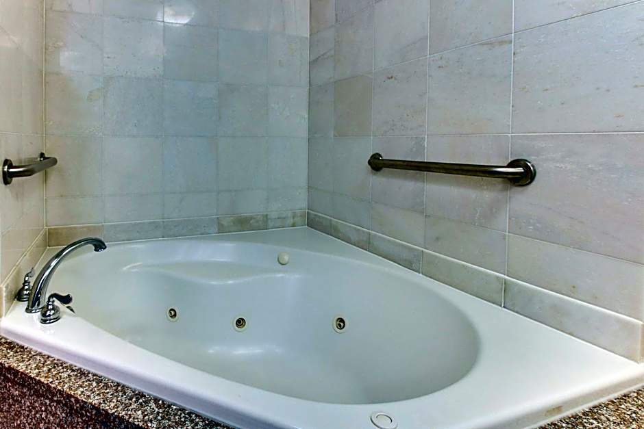 Drury Inn & Suites Meridian