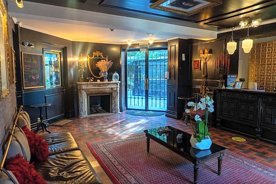 Hotel Boutique Castillo Rojo