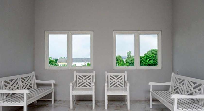 RedDoorz @ City Park Medoho Semarang