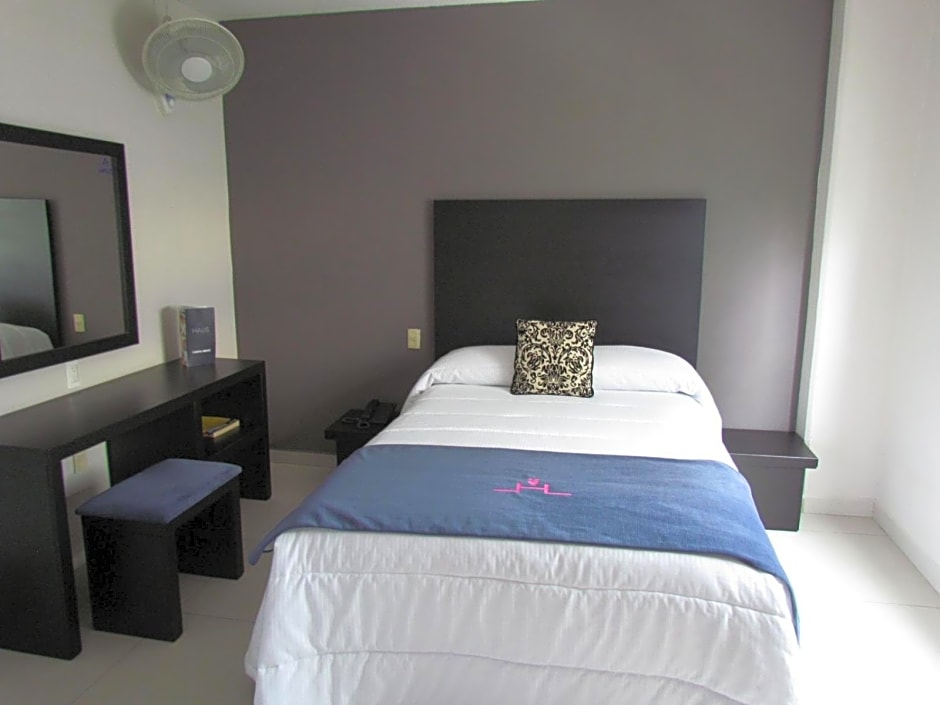 Hotel HAUS Express