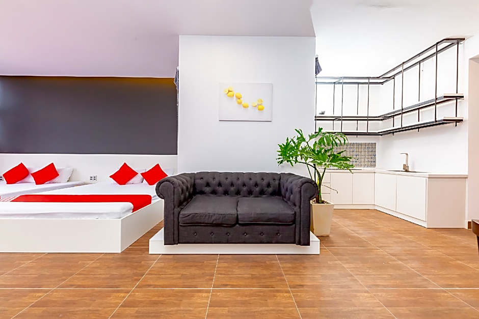 QA Hotel