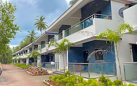 Aachal Beach Resort