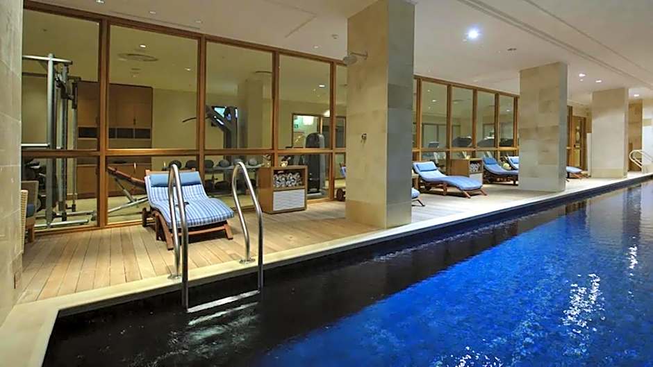Taj Executive Suites, Private Residence – Cape Town, CO