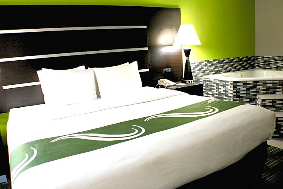 Quality Inn & Suites Bedford West