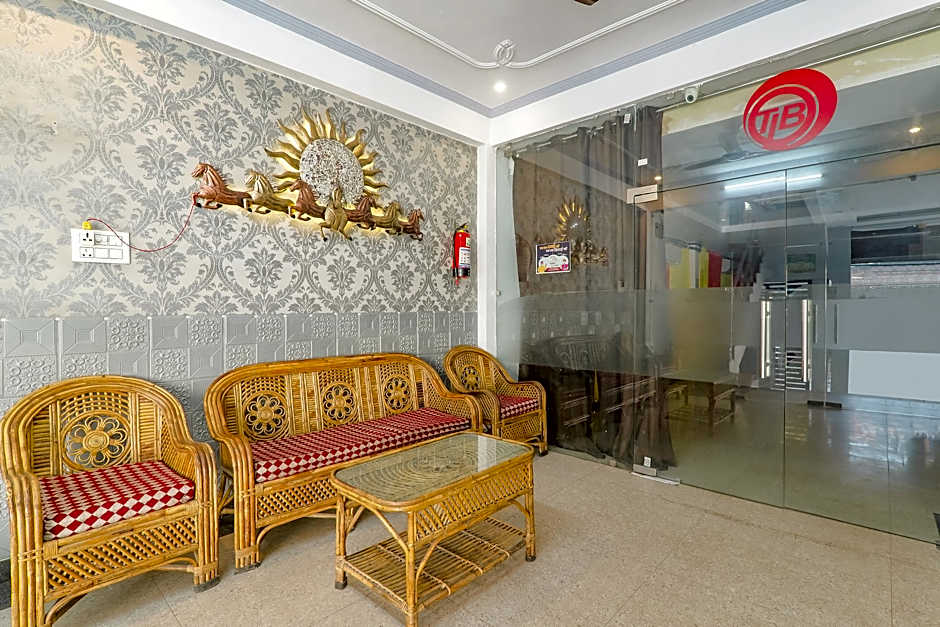 Triveni by FabHotel – Allahabad, MD