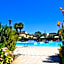 Hotel with swimming-pool in Arborea just 600 meters from the sea