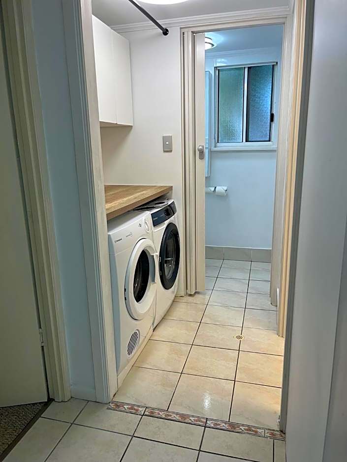 The Burlington Holiday Apartments