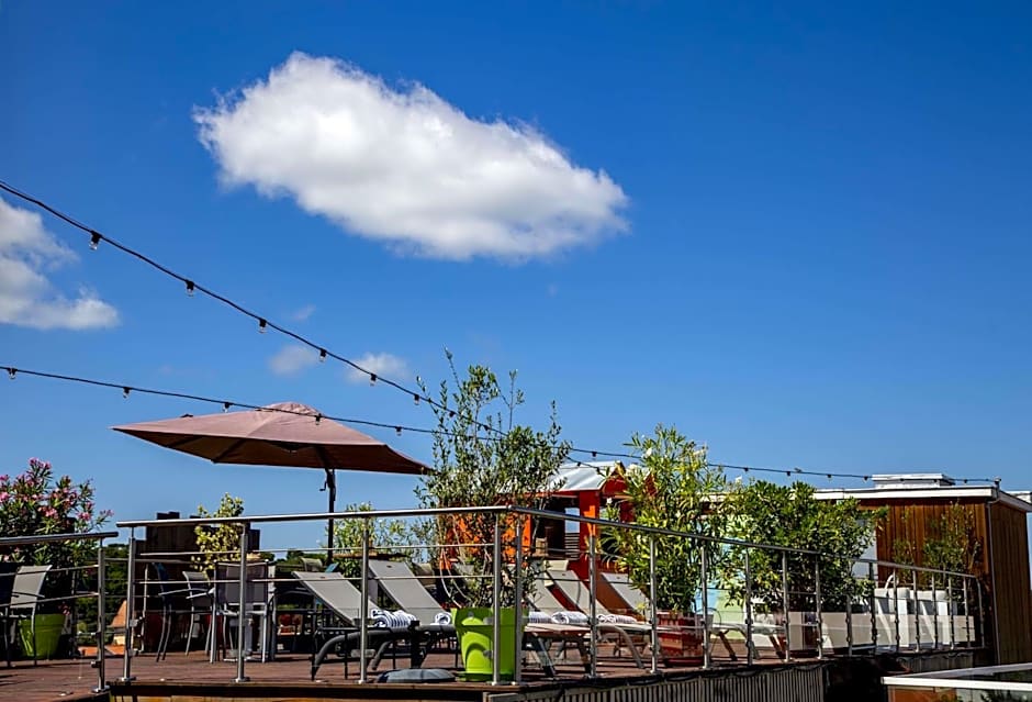 Grand Atlantic Hotel