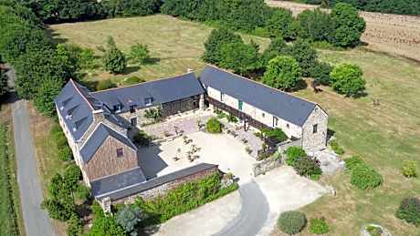 Manoir De Rigourdaine