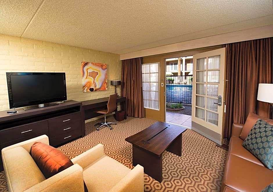 DoubleTree Suites By Hilton Tucson - Williams Center