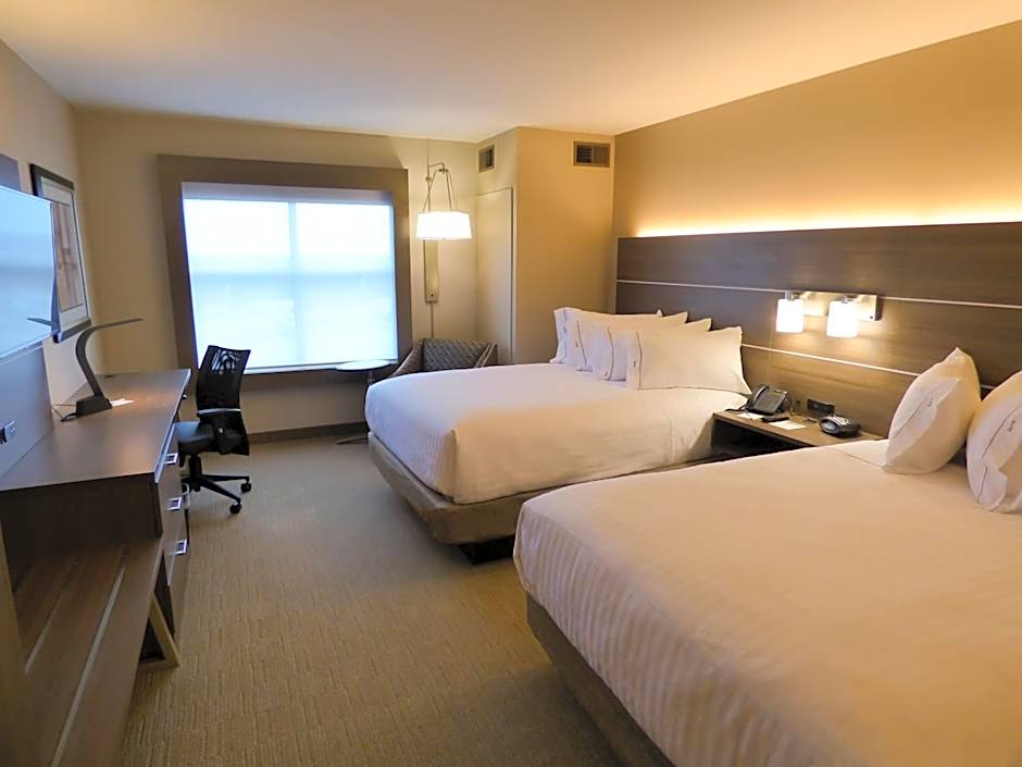 Holiday Inn Express & Suites Plymouth - Ann Arbor Area By IHG