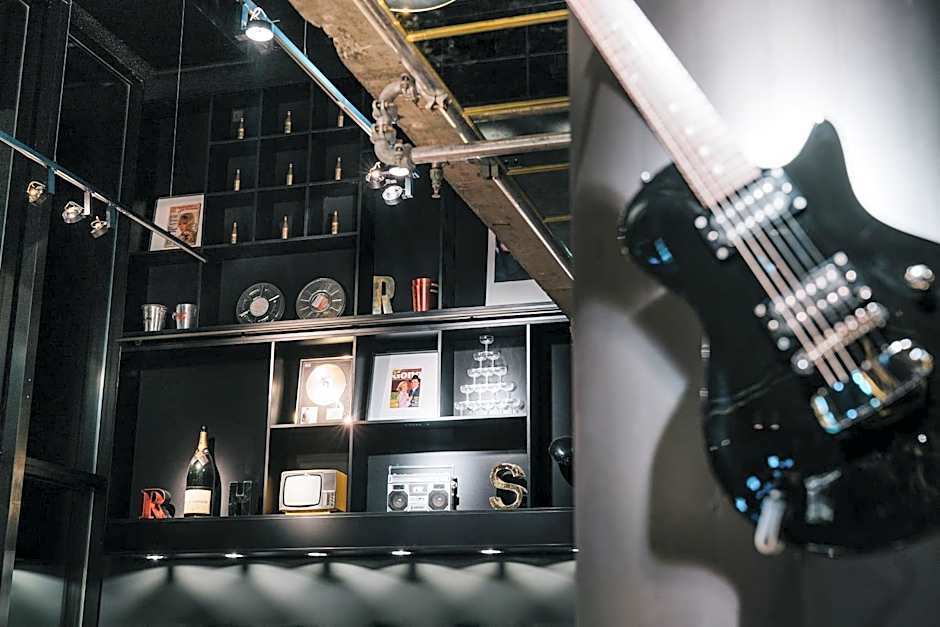 Ruby Lilly Hotel Munich