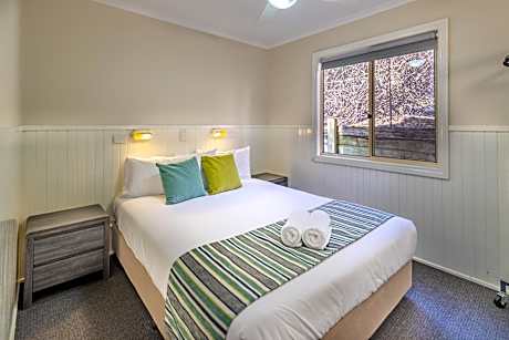 2 Bedroom Family Cabin