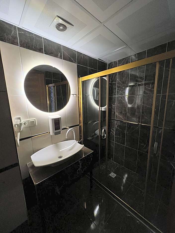 Photo 1 of 15 of Family Suite