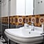 casa mo room and suite
