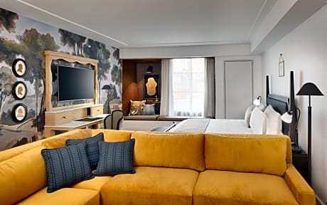 King Room - Hearing Accessible