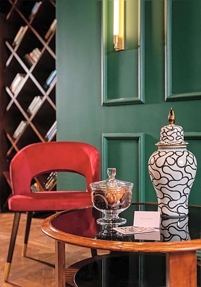 Brown BoBo, a member of Brown Hotels