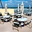Grand Prix Motel Beach Front