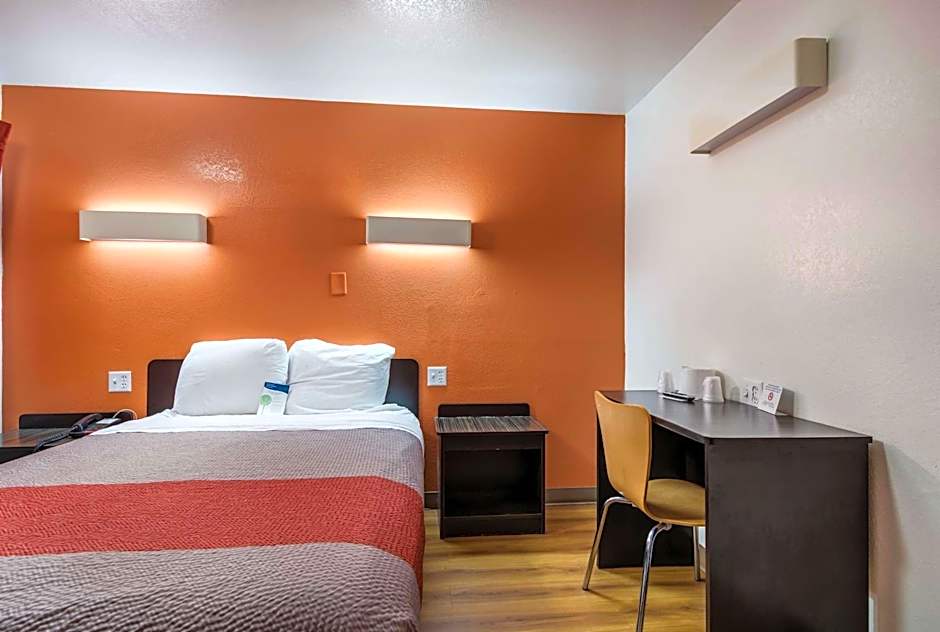 Motel 6-Bessemer, AL - Birmingham