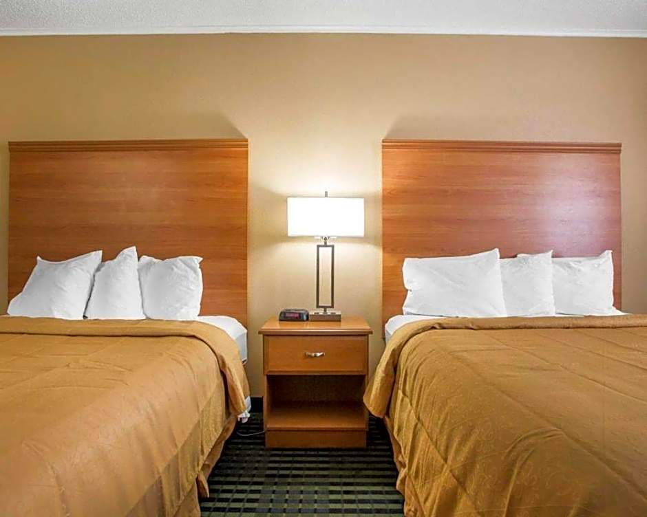 Quality Inn Ottawa near Starved Rock State Park