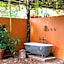 Liedjiesbos Urban Olive Farm Accommodation