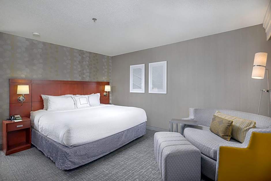 Courtyard by Marriott New Haven Orange/Milford