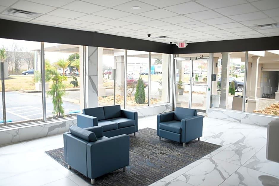 Quality Inn & Suites McDonough South I-75