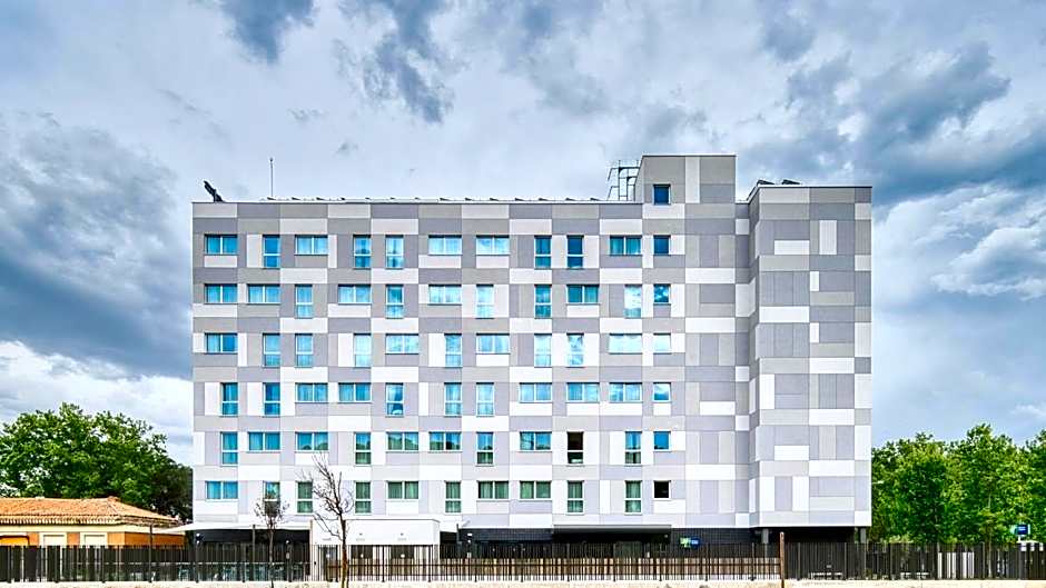 Holiday Inn Express Madrid Airport By IHG