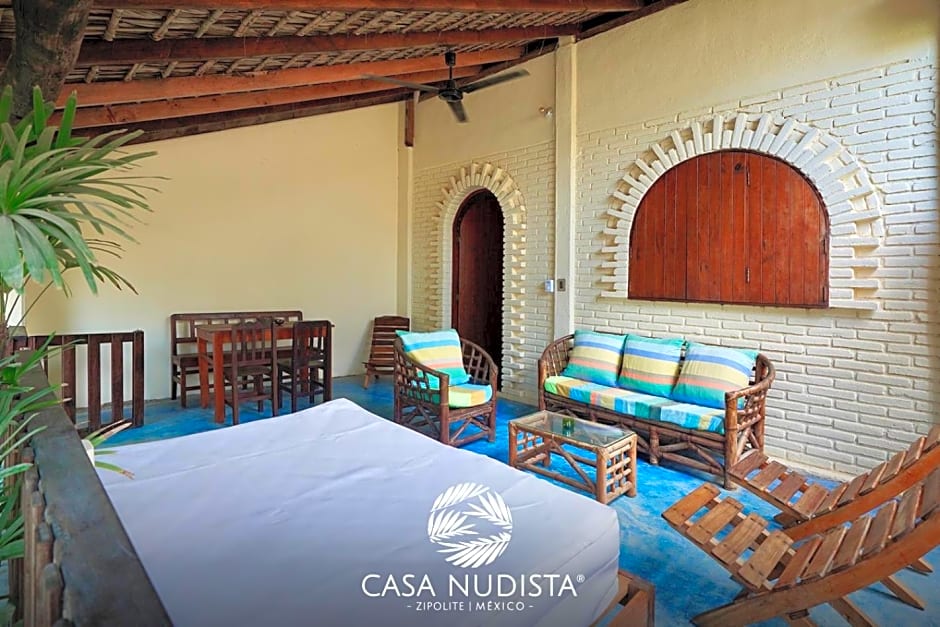 Casa Nudista - LGBT Hotel