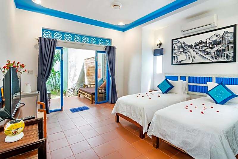 Local Beach Homestay