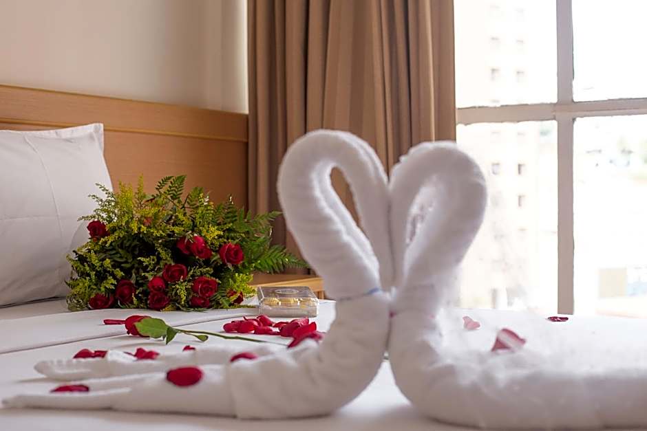 Nacional Inn Poços de Caldas - Lazer completo e Gastronomia no Centro