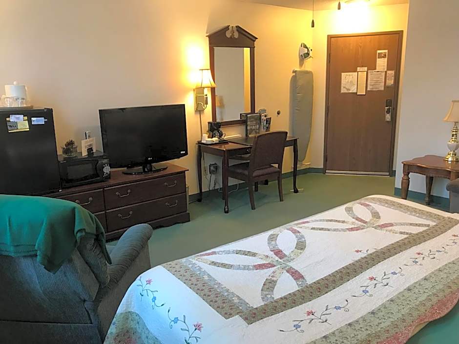Country Lodge Inn