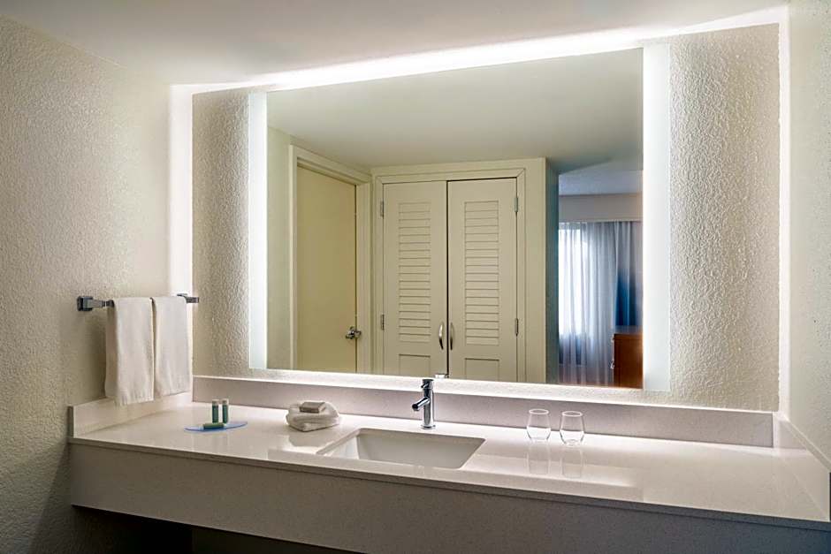 Courtyard by Marriott Naples