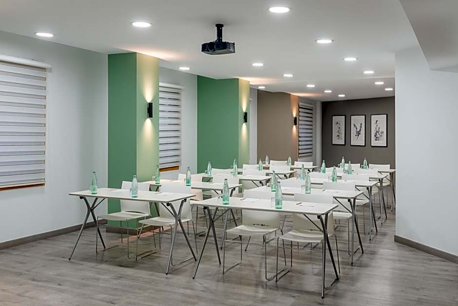 Hotel Elche Centro Affiliated by Meliá