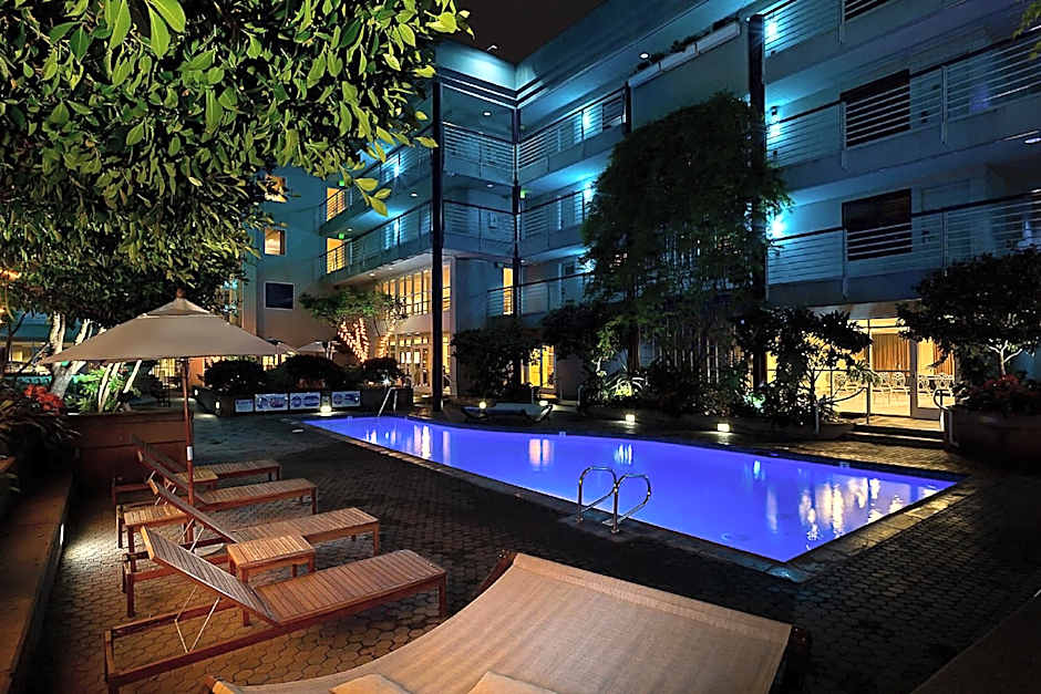 Cupertino Hotel