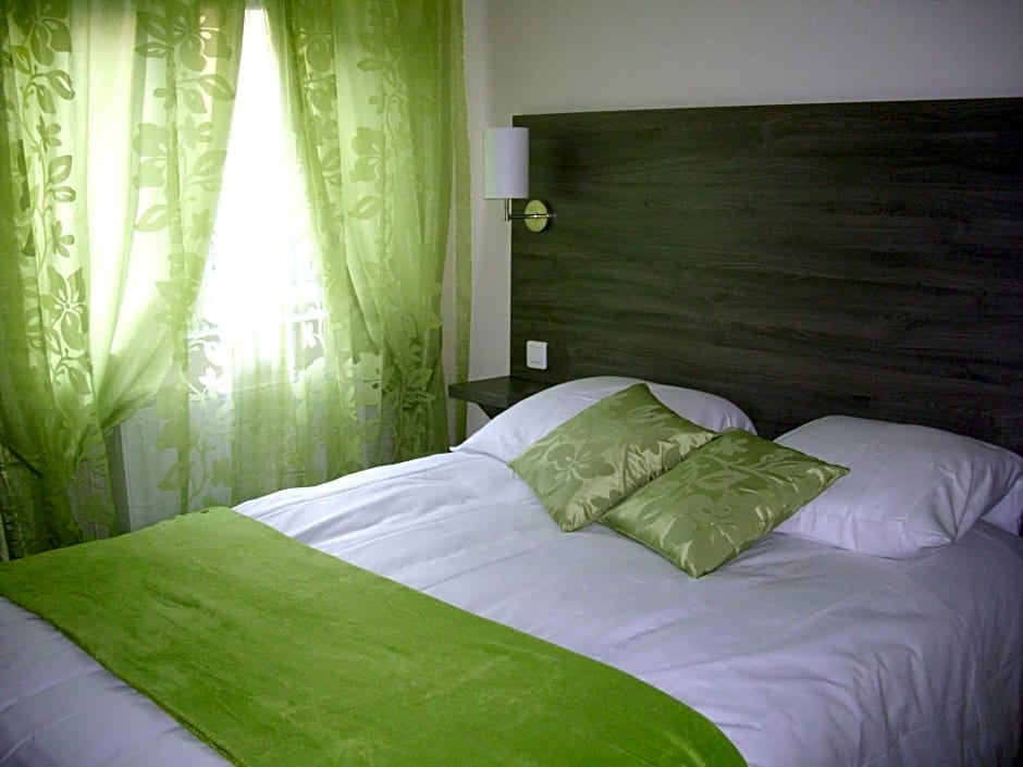 Logis-Hôtel & Restaurant LE CARNOT